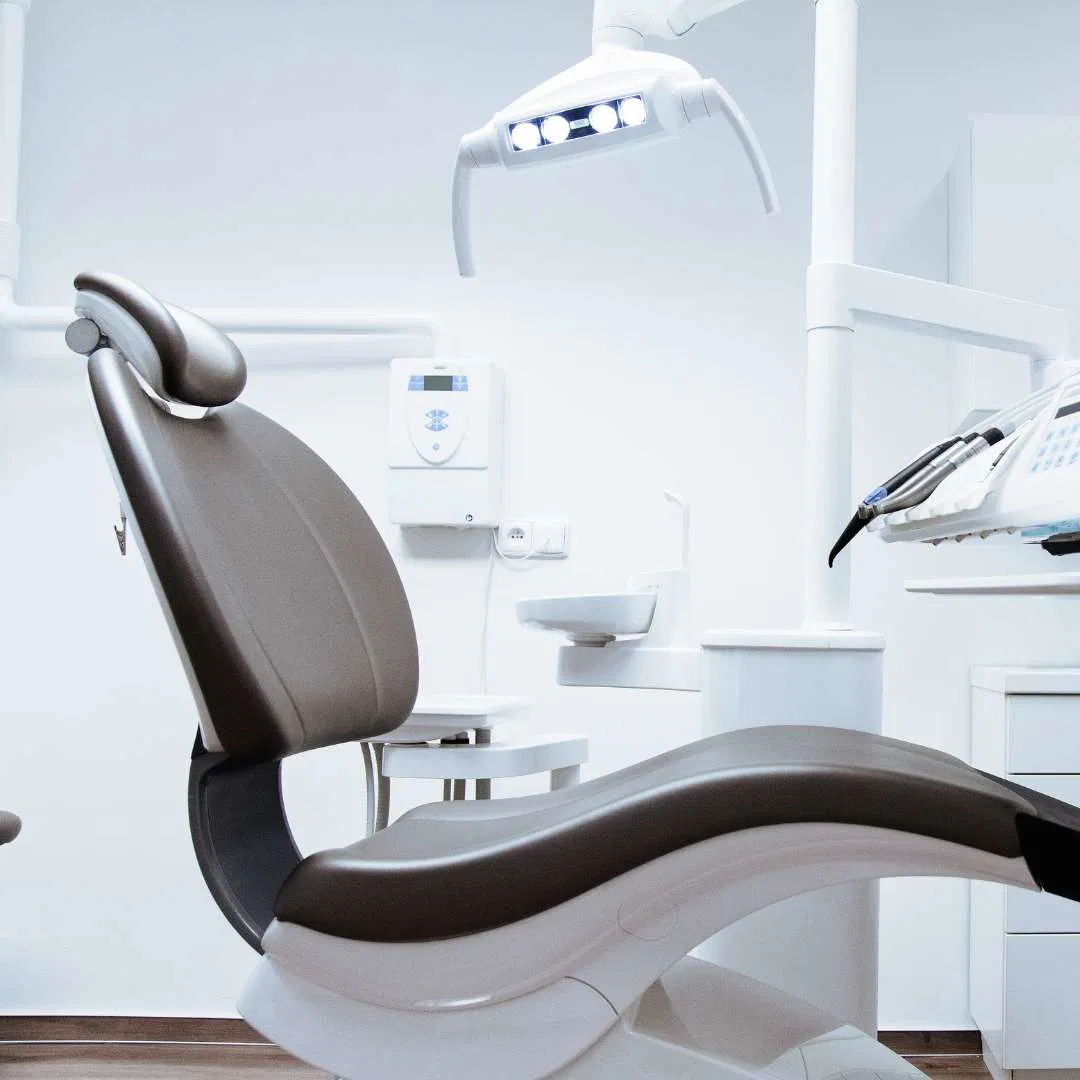 Porslinskronor & Skalfasader